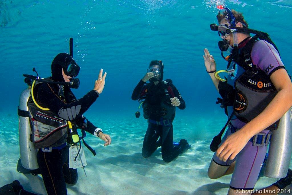 Open water student practising scuba skills during training at Nakula Dive Center